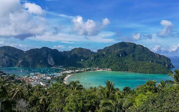 Hong Kongers Embrace Real Estate Investment Opportunities in Thailand